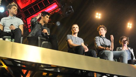 One Direction “Teen Awards” шагнал хүртжээ